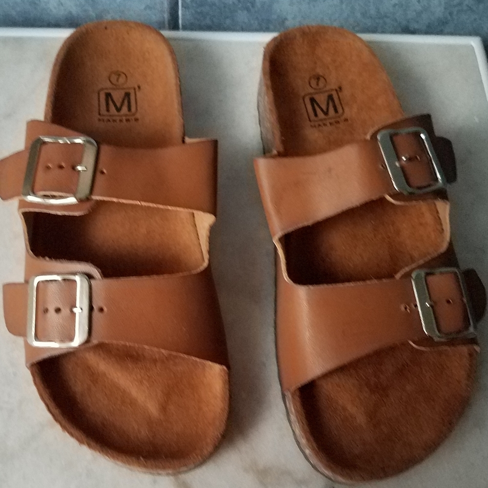 Sandal